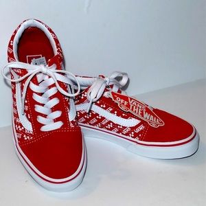 New without box. Vans kids sz.2.0 Low Top’s.